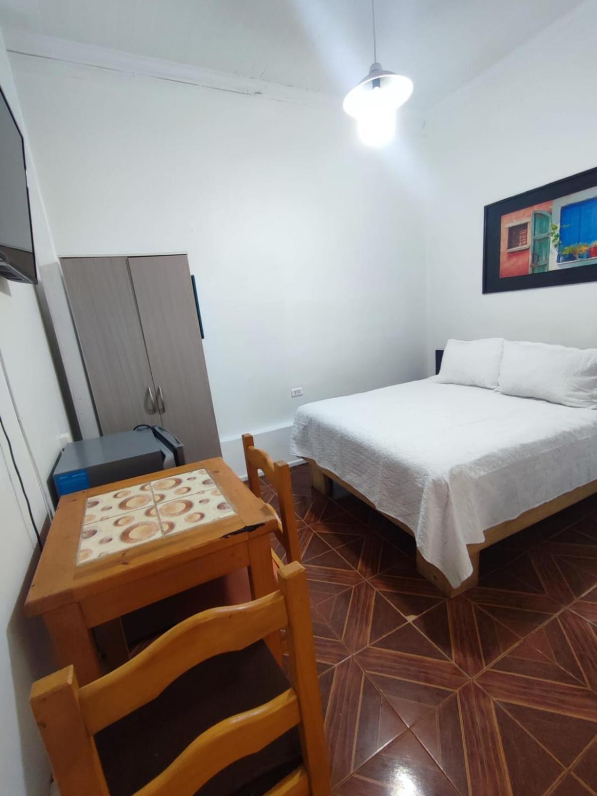 Hostal Vicmar Винья-дель-Мар Экстерьер фото